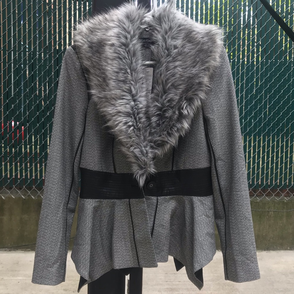 Bebe jacket with faux fur size 8 NWT